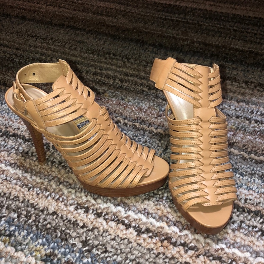 Stuart Weitzman Heels!